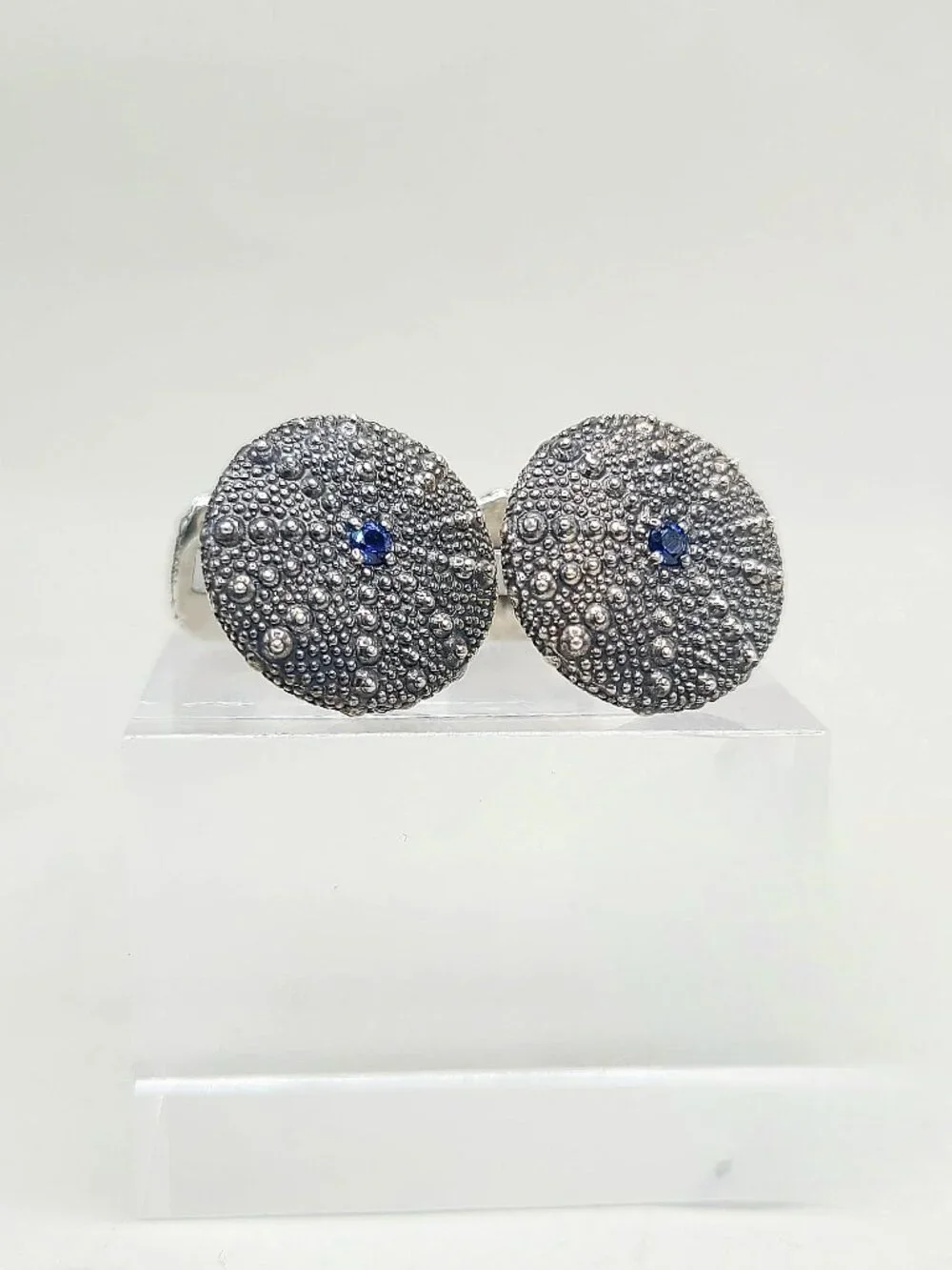 David Yurman Sea Urchin Cufflinks w/ Blue Sapphire & 18K Yellow Gold - RARE